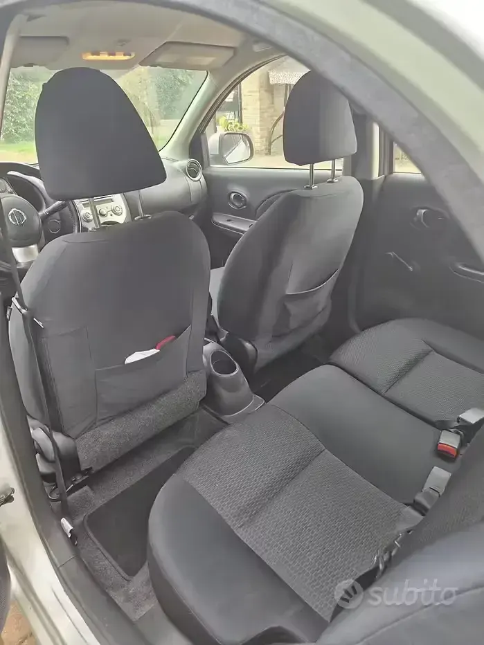 Usata Nissan Micra 80 CV (58 kW) 2012 Grigio Utilitaria