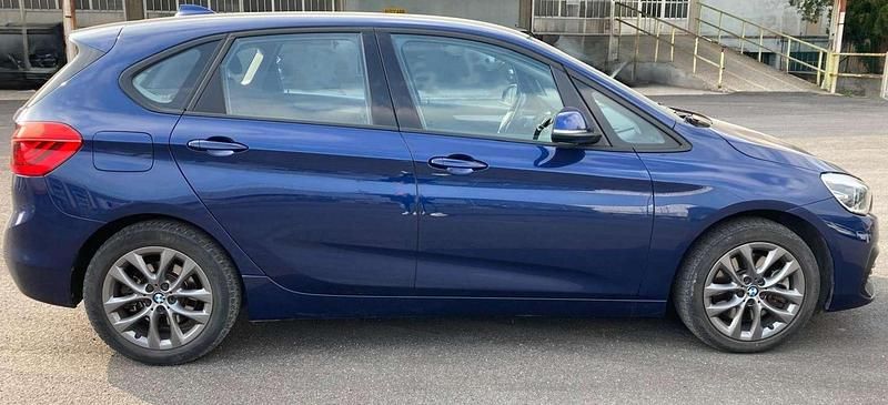 Usata BMW 225 Active Tourer iPerformance 220 CV (161 kW) 2021 Blu/azzurro Monovolume