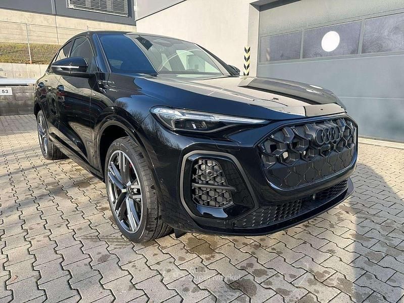 Nuova Audi Q5 Sportback S-Line 204 CV (150 kW) 2026 Nero SUV