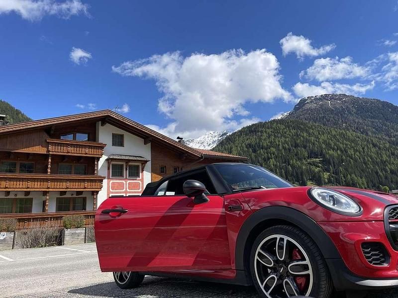 Usata Mini John Cooper Works Cabriolet 231 CV (169 kW) 2018 Cabrio