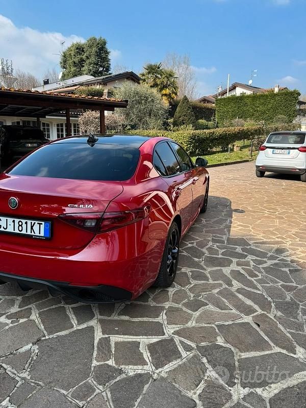 Usata Alfa Romeo Giulia Veloce 315 CV (231 kW) 2022 Rosso Berlina