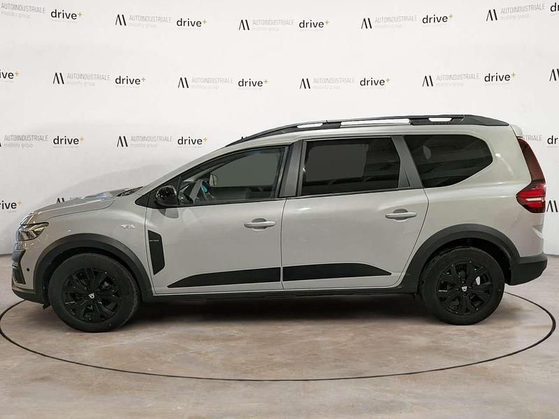 Usata Dacia Jogger Extreme 101 CV (74 kW) 2022 Argento Monovolume