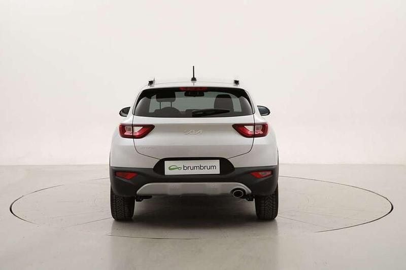 Usata Kia Stonic Style 120 CV (88 kW) 2023 Argento SUV