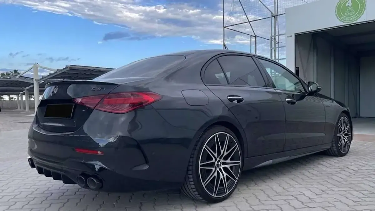 Usata Mercedes C43 AMG AMG Line Premium Plus 408 CV (300 kW) 2023 Grigio Berlina