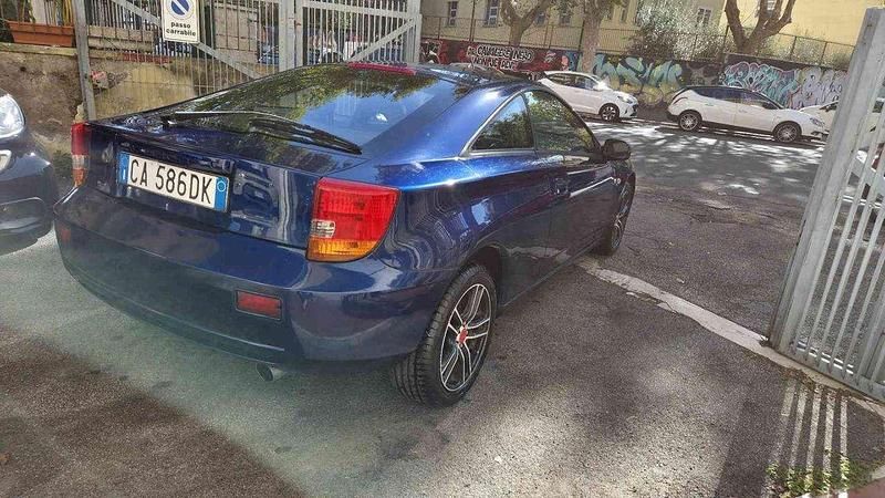 Usata Toyota Celica 143 CV (105 kW) 2002 Blu Coupé