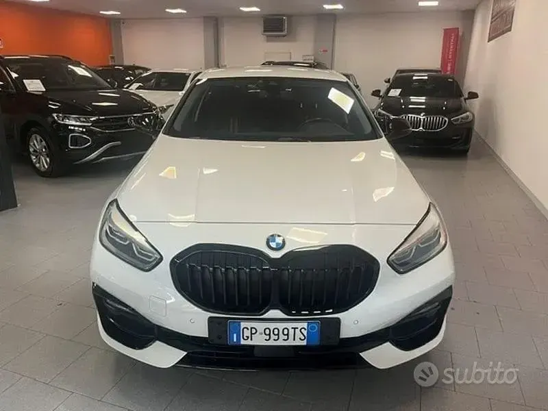 Usata BMW 118 Sport Line 140 CV (102 kW) 2020 Bianco Berlina