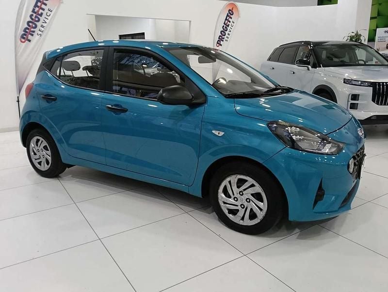 Usata Hyundai i10 67 CV (49 kW) 2021 Blu/azzurro Utilitaria