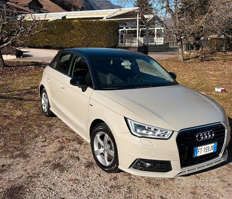 Usata Audi A1 Sportback 90 CV (66 kW) 2018 Grigio Utilitaria