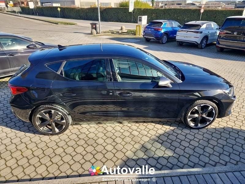 Usata Cupra Leon 150 CV (110 kW) 2025 Nero Utilitaria
