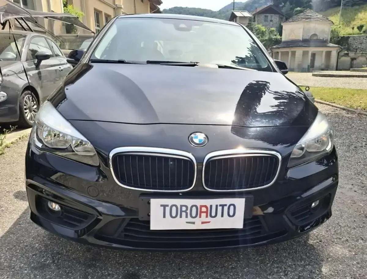 Usata BMW 216 Active Tourer Luxury Line 116 CV (85 kW) 2015 Nero Monovolume