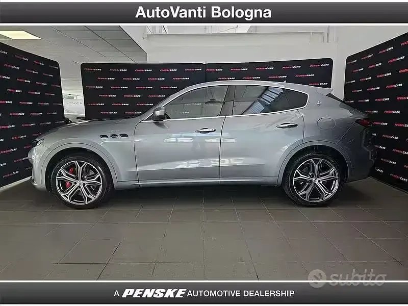 Usata Maserati Levante GT 330 CV (242 kW) 2022 Grigio SUV