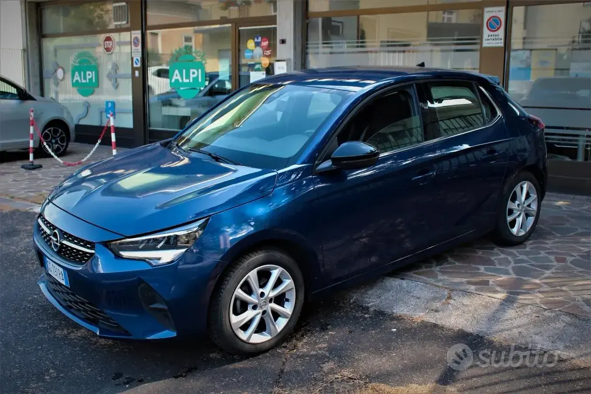 Usata Opel Corsa Elegance 75 CV (55 kW) 2021 Bluazzurro Utilitaria