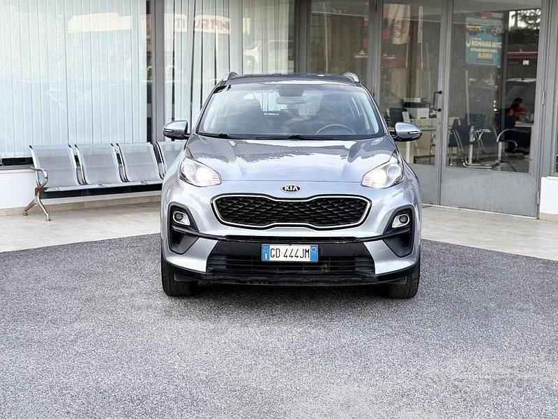 Usata Kia Sportage 132 CV (97 kW) 2021 Argento SUV