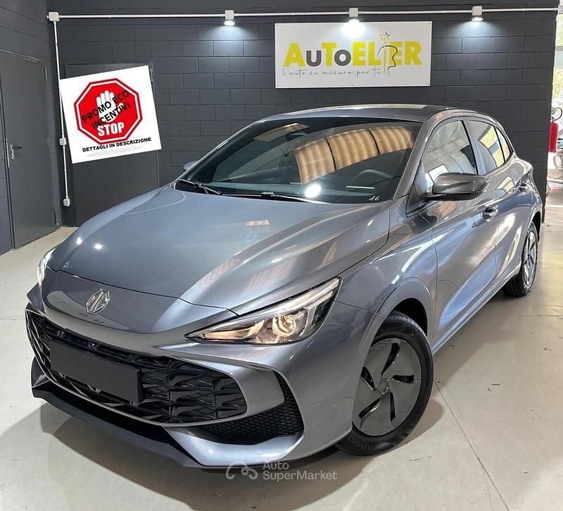 Gray Nuova 2025 MG MG3 Comfort Due volumi | 14.450 € (Ottimo prezzo) - Immagine 1/4