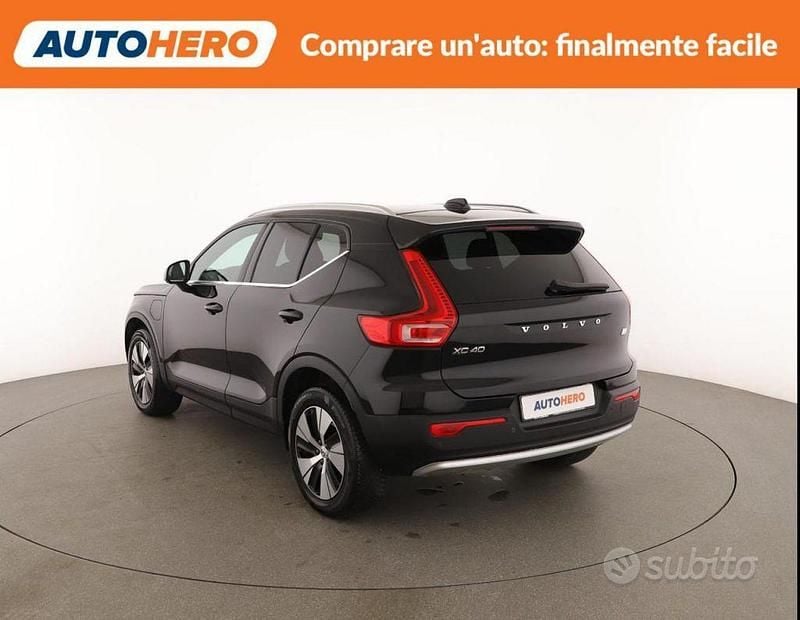 Usata Volvo XC40 Core 129 CV (94 kW) 2023 Nero SUV