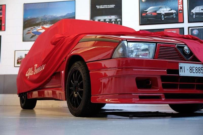 Usata Alfa Romeo 75 155 CV (114 kW) 1987 Berlina