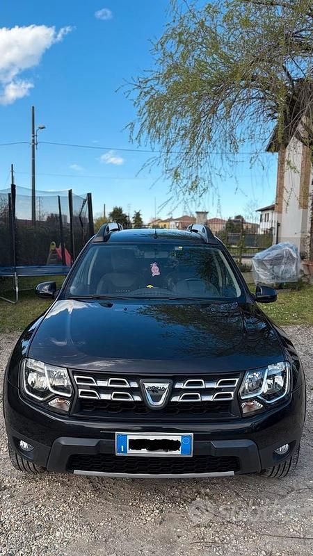 Usata Dacia Duster 110 CV (80 kW) 2017 Nero SUV