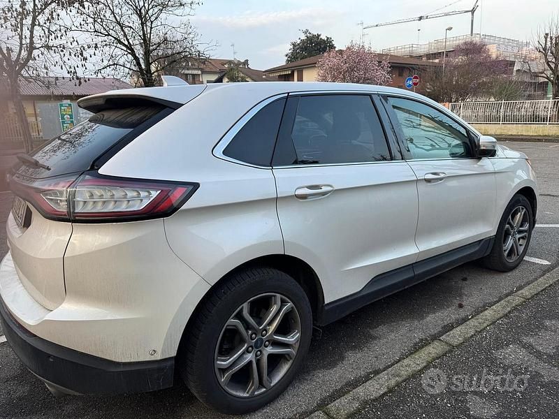 Usata Ford Edge 210 CV (154 kW) 2016 Bianco SUV