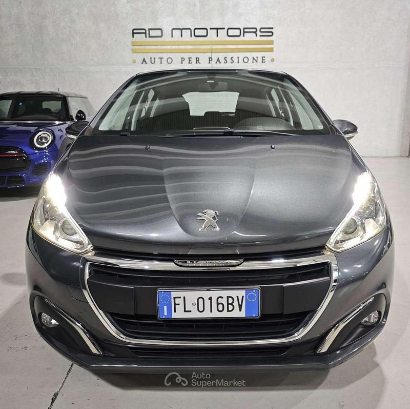 Usata Peugeot 208 82 CV (60 kW) 2017 Other Utilitaria