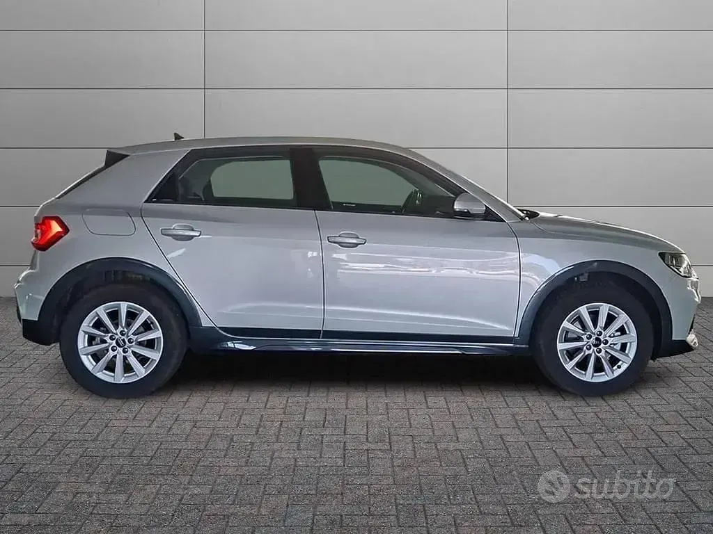 Usata Audi A1 Business 110 CV (80 kW) 2023 Bianco SUV