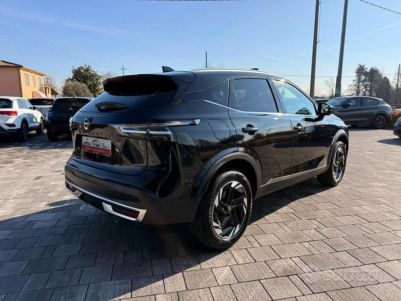 Nuova Nissan Qashqai N-Connecta 140 CV (102 kW) 2025 Nero SUV