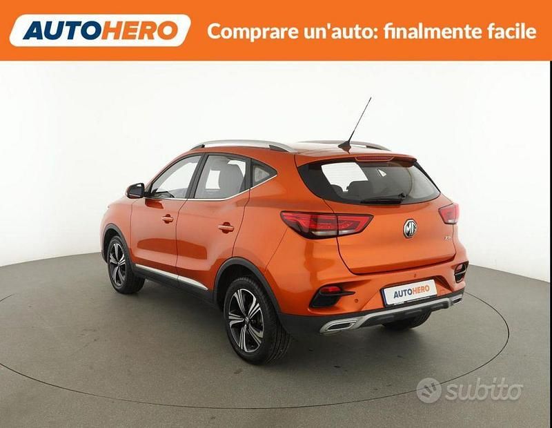 Usata MG ZS Comfort 106 CV (77 kW) 2023 Arancione SUV