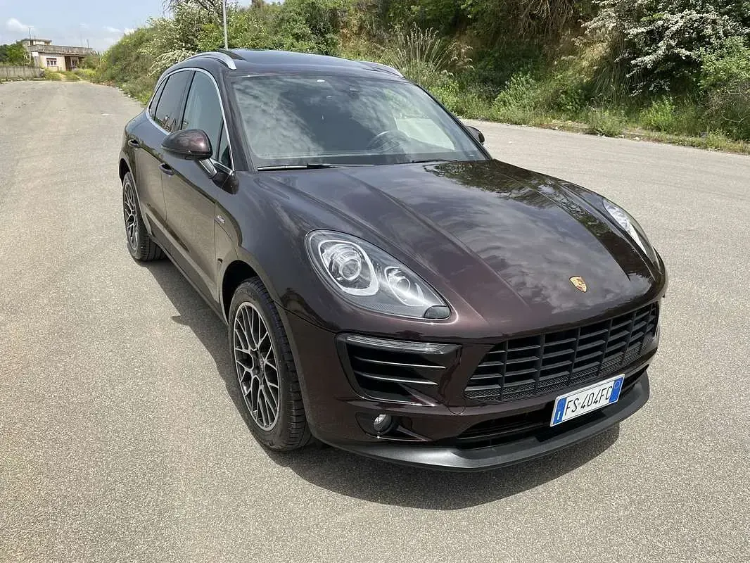 Usata Porsche Macan 250 CV (183 kW) 2017 Marrone SUV