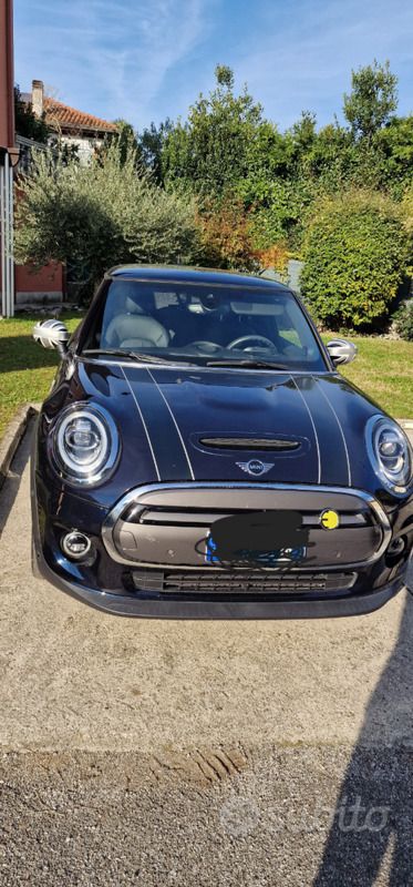 Usata Mini Cooper SE 136 kW (185 CV) 2020 Blu Utilitaria