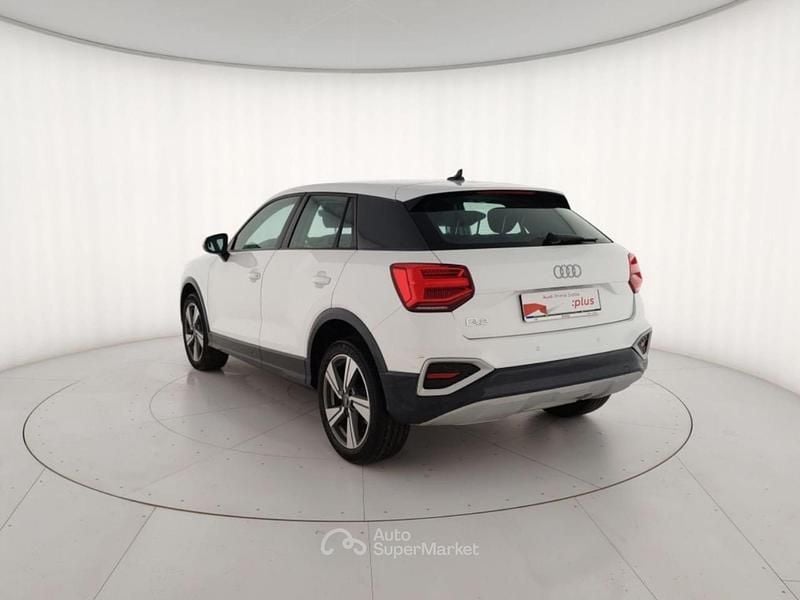 Usata Audi Q2 Admired 150 CV (110 kW) 2021 Bianco metallizzato SUV