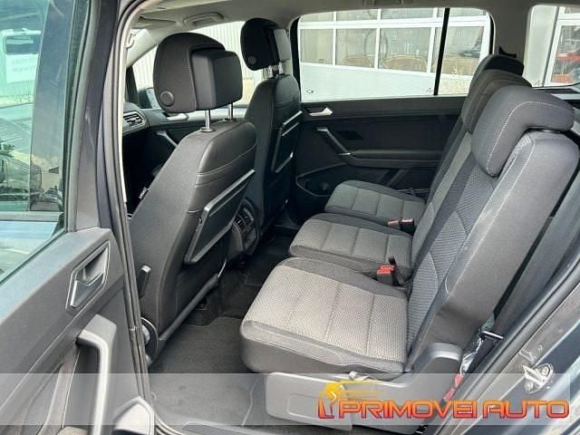 Usata VW Touran Business+ 150 CV (110 kW) 2019 Grigio Monovolume