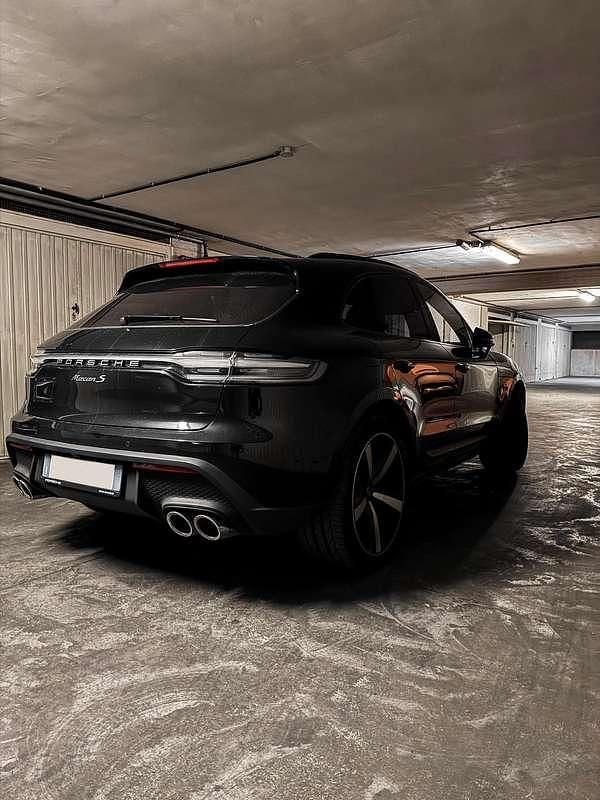 Usata Porsche Macan 381 CV (280 kW) 2024 Nero SUV