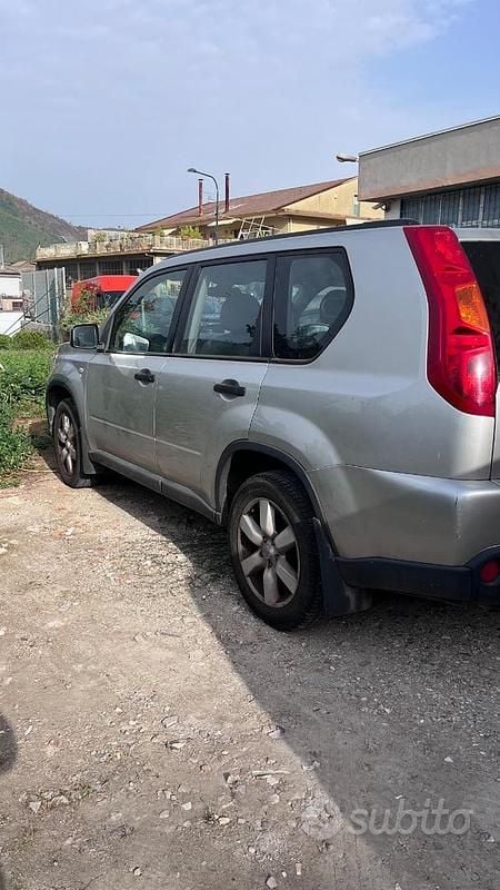 Usata Nissan X-Trail 150 CV (110 kW) 2008 Grigio SUV