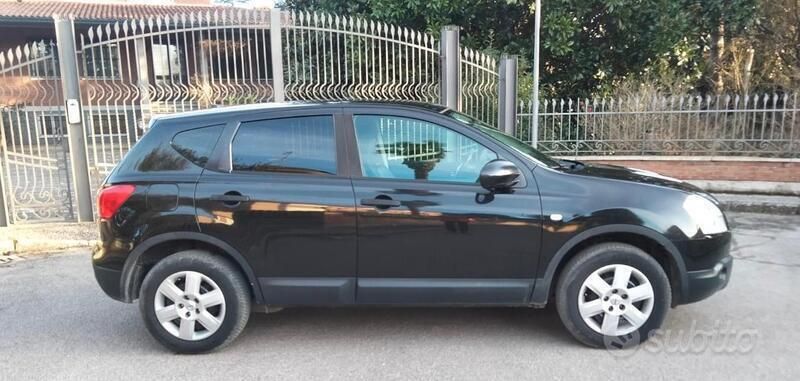 Usata Nissan Qashqai 114 CV (83 kW) 2009 Nero SUV