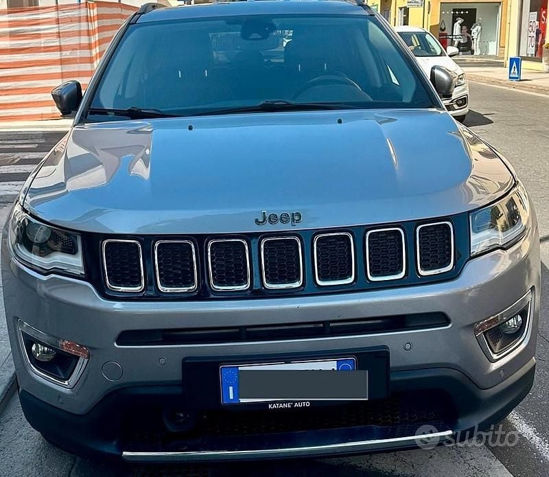 Usata Jeep Compass Limited 120 CV (88 kW) 2019 Grigio SUV