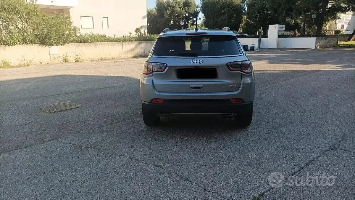Usata Jeep Compass Limited 120 CV (88 kW) 2018 Grigio SUV