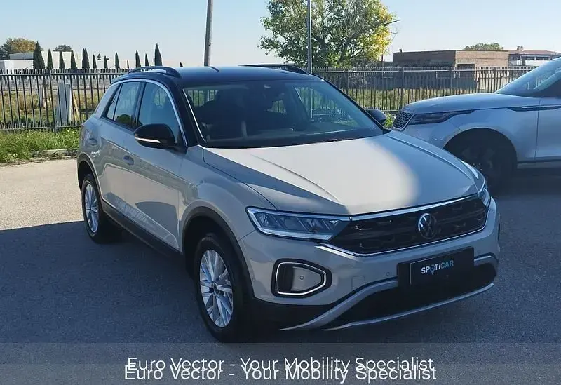 Usata VW T-Roc Life 110 CV (80 kW) 2022 SUV