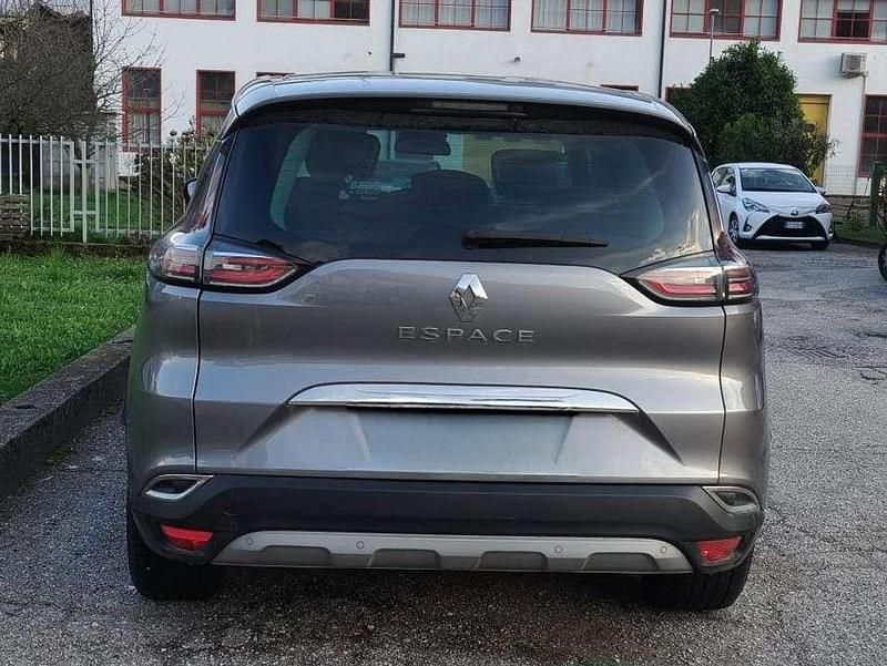 Usata Renault Espace Initiale Paris 160 CV (117 kW) 2016 Argento Monovolume