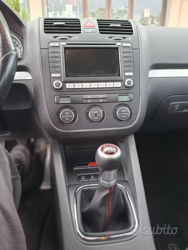 Usata VW Golf V GTI 200 CV (147 kW) 2007 Nero Utilitaria