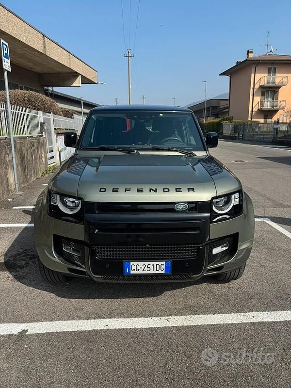 Usata Land Rover Defender 200 CV (147 kW) 2021 Verde SUV