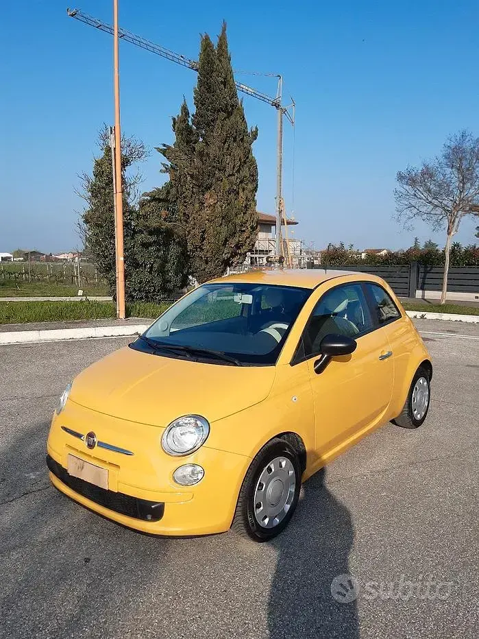 Usata Fiat 500 69 CV (50 kW) 2014 Giallo Utilitaria