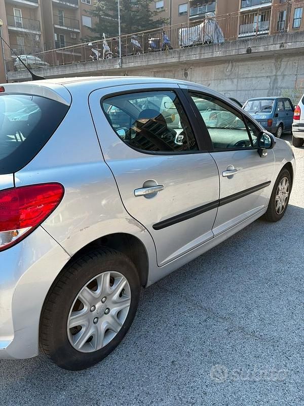 Usata Peugeot 207 2010 Grigio Berlina