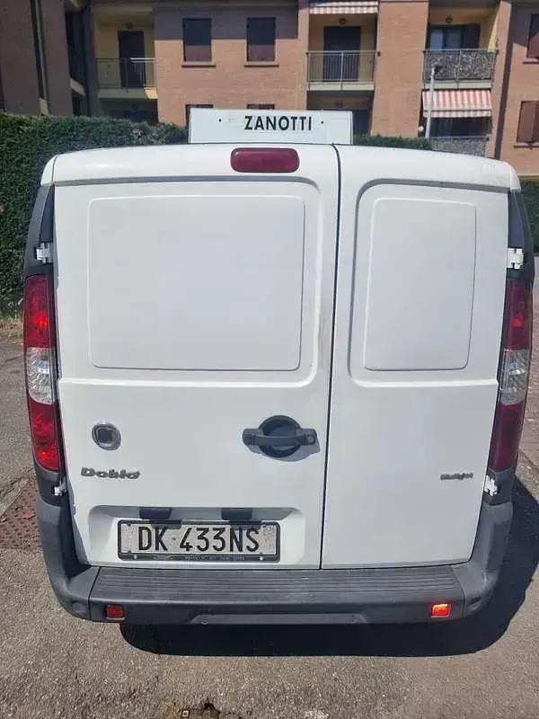 Usata Fiat Doblò Dynamic 105 CV (77 kW) 2007 Monovolume