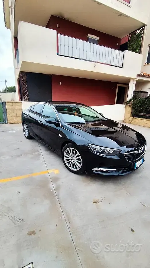 Usata Opel Insignia 136 CV (100 kW) 2020 Nero Berlina