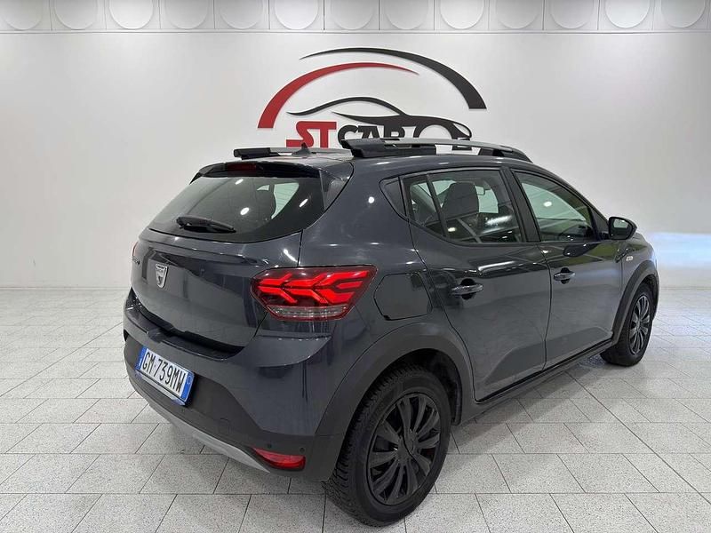 Usata Dacia Sandero Comfort 91 CV (66 kW) 2023 Grigio Berlina