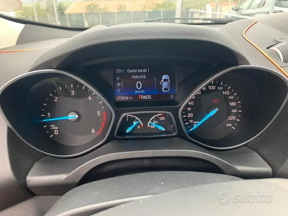 Usata Ford Kuga Business Edition 120 CV (88 kW) 2019 Bianco SUV