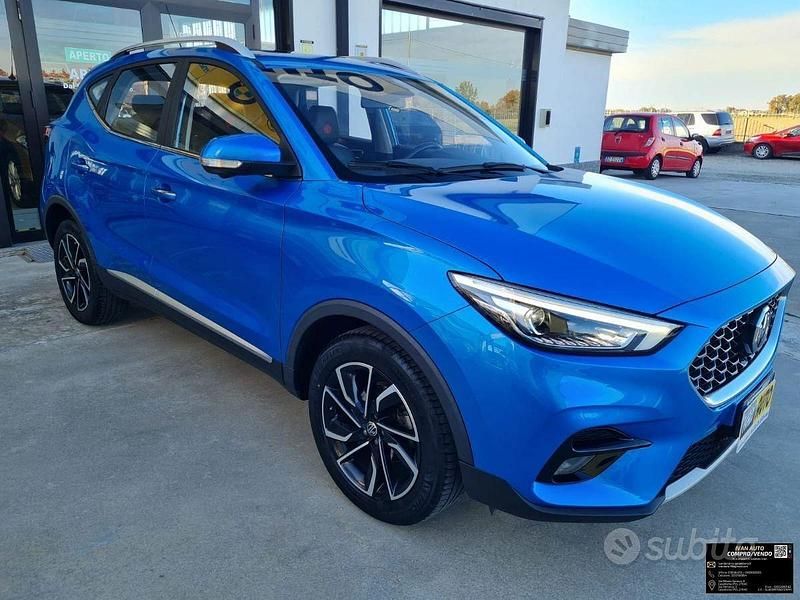 Usata MG ZS Luxury 112 CV (82 kW) 2022 Blu SUV