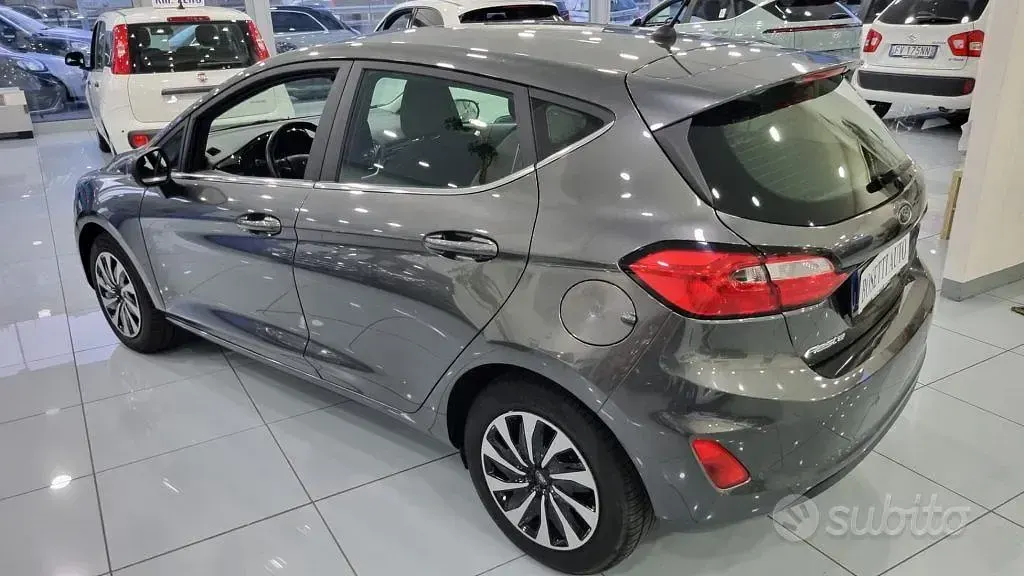 Usata Ford Fiesta Titanium 75 CV (55 kW) 2023 Grigio Utilitaria