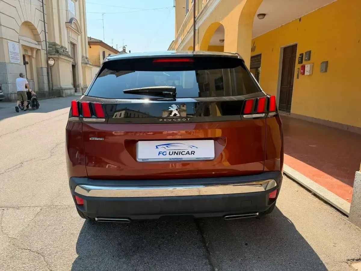 Usata Peugeot 3008 GT-line 131 CV (96 kW) 2018 Arancione SUV