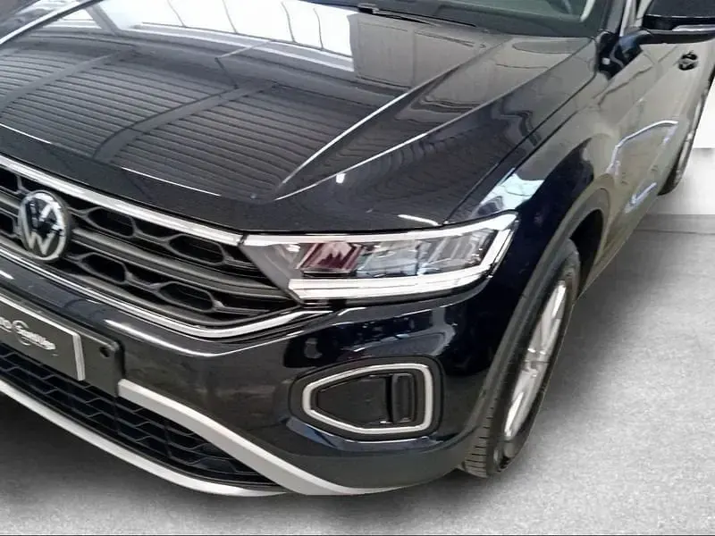 Usata VW T-Roc Life 116 CV (85 kW) 2025 Nero SUV
