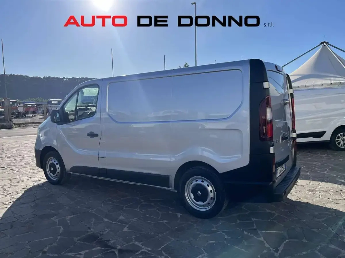 Usata Renault Trafic 121 CV (88 kW) 2019 Grigio Monovolume